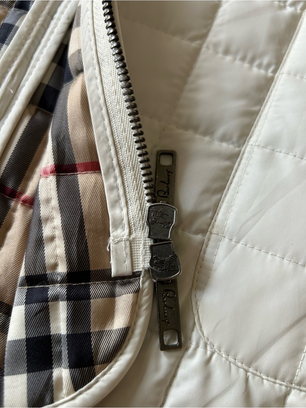 BURBERRY QUILTED NOVA CHECK JACKET SIZE 6 - Picture 10 of 12